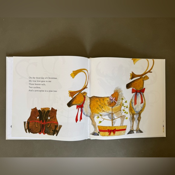 NWT A Porcupine in a Pine Tree Hardcover Children’s Book - Picture 3 of 4